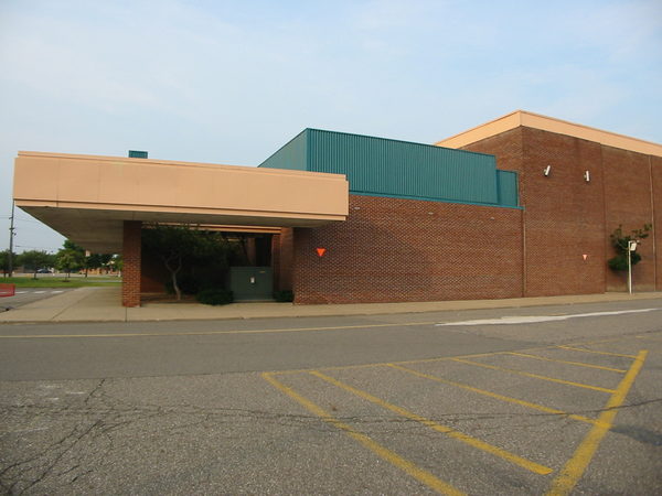 Eastland 2 - June 2002